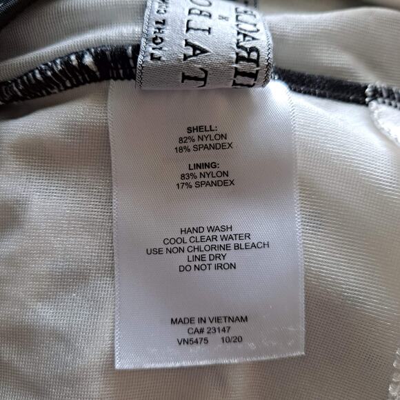 Talbots Miraclesuit One Piece Swimsuit High Neck Mixed Dot Black & White Size 16 - Picture 14 of 15